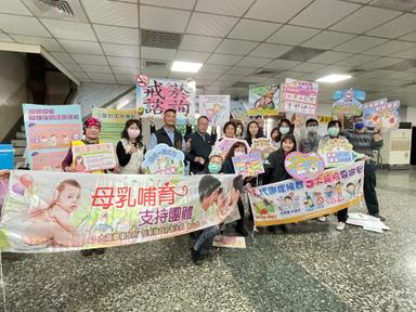 1120119配合寒冬送暖縣長夫人鄉長及機關所長蒞臨會場支持界及戒菸衛教諮